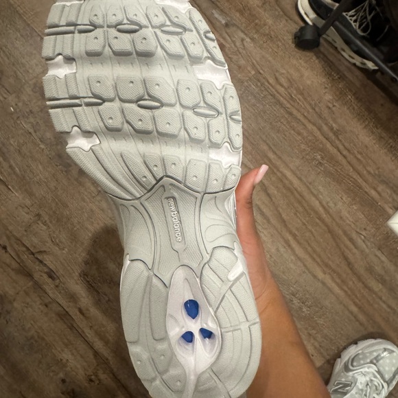 New Balance Women's Polka Dot Sneakers - Picture 3 of 4